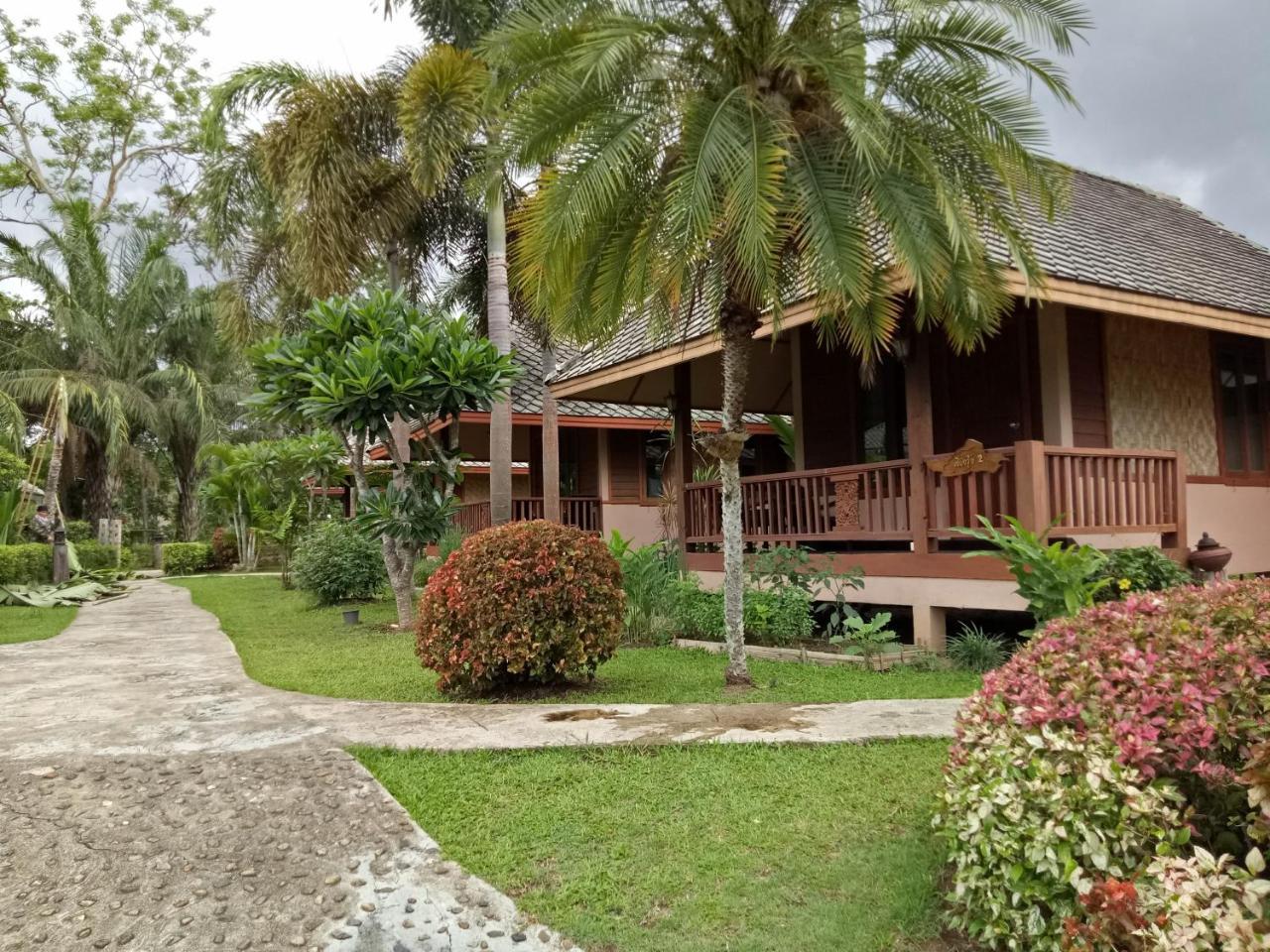 Pai Herbs Resort Exterior photo